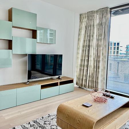 Luxury 2 Bedroom 2 Bathroom Apartment - London City Airport Luaran gambar