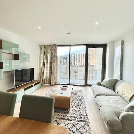 Luxury 2 Bedroom 2 Bathroom Apartment - London City Airport Luaran gambar