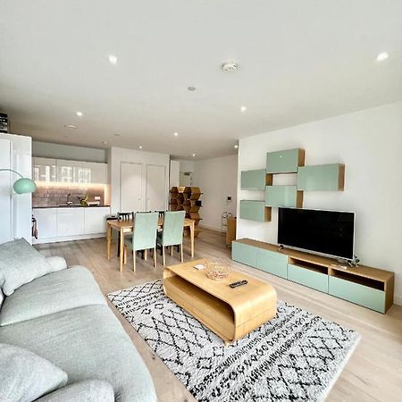 Luxury 2 Bedroom 2 Bathroom Apartment - London City Airport Luaran gambar