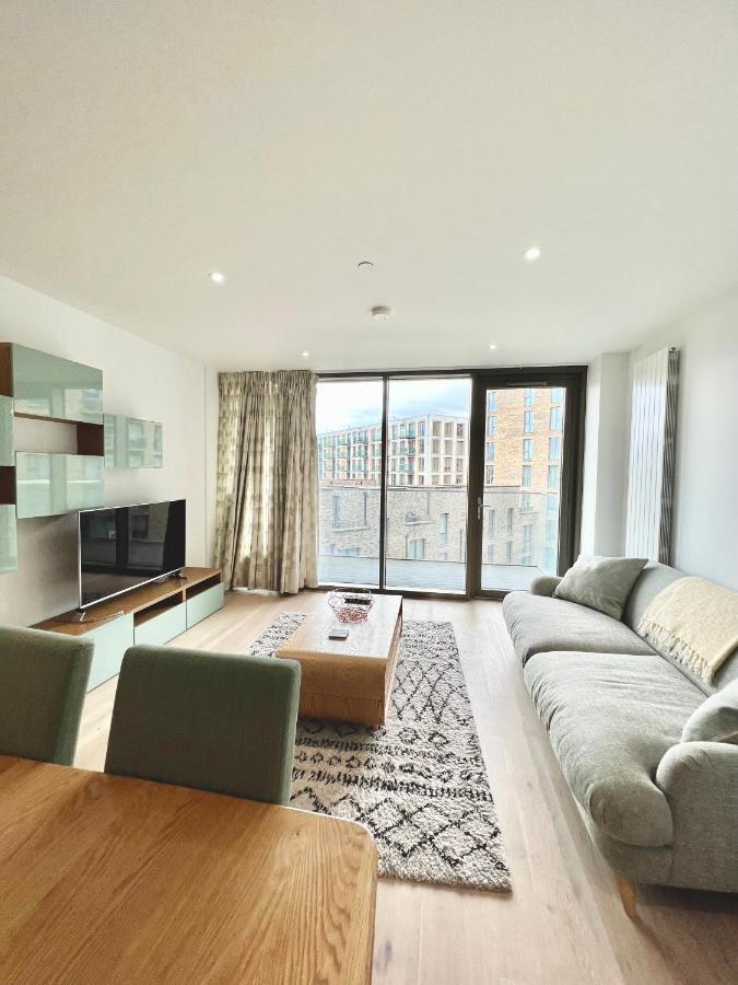 Luxury 2 Bedroom 2 Bathroom Apartment - London City Airport Luaran gambar