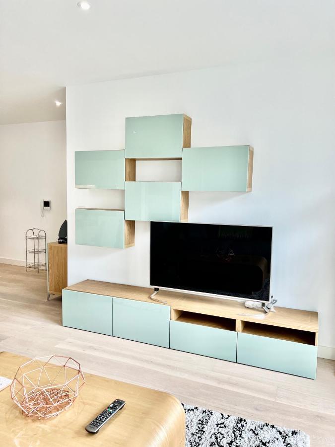 Luxury 2 Bedroom 2 Bathroom Apartment - London City Airport Luaran gambar