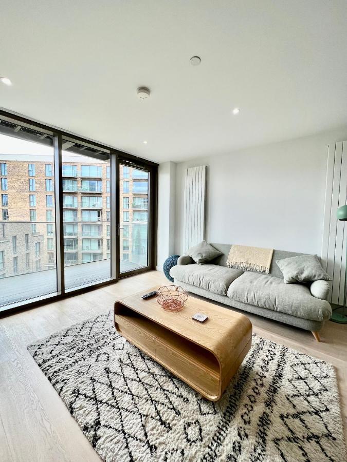 Luxury 2 Bedroom 2 Bathroom Apartment - London City Airport Luaran gambar
